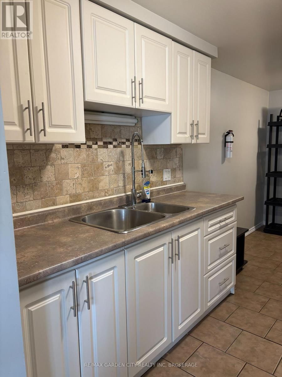 3 TARA CRESCENT Image 13