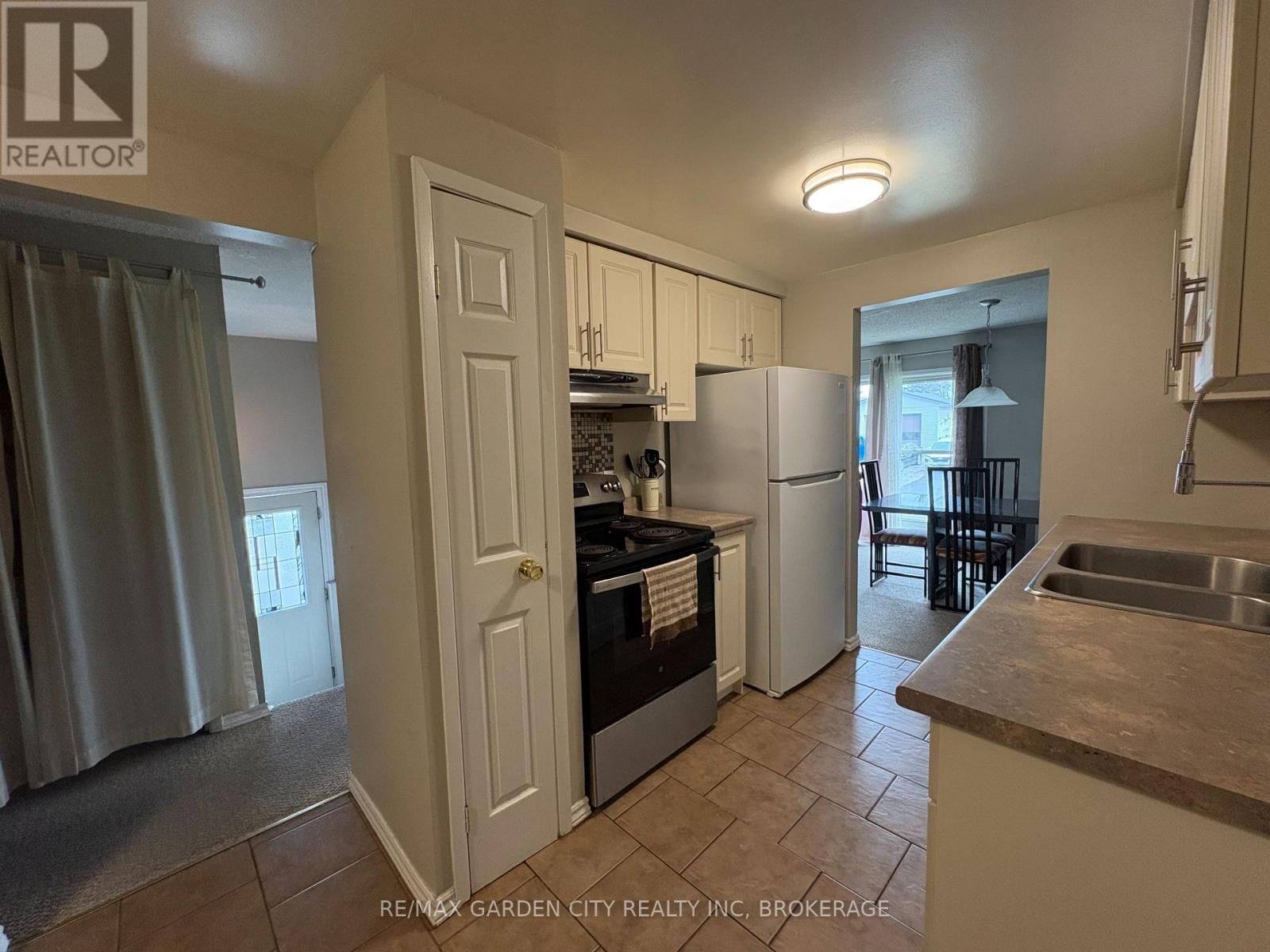 3 TARA CRESCENT Image 14