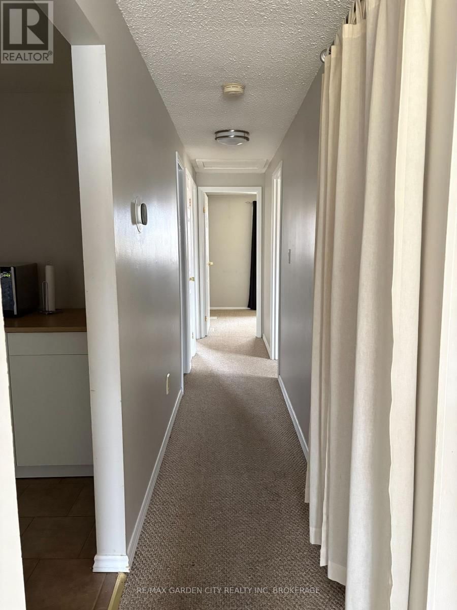 3 TARA CRESCENT Image 16