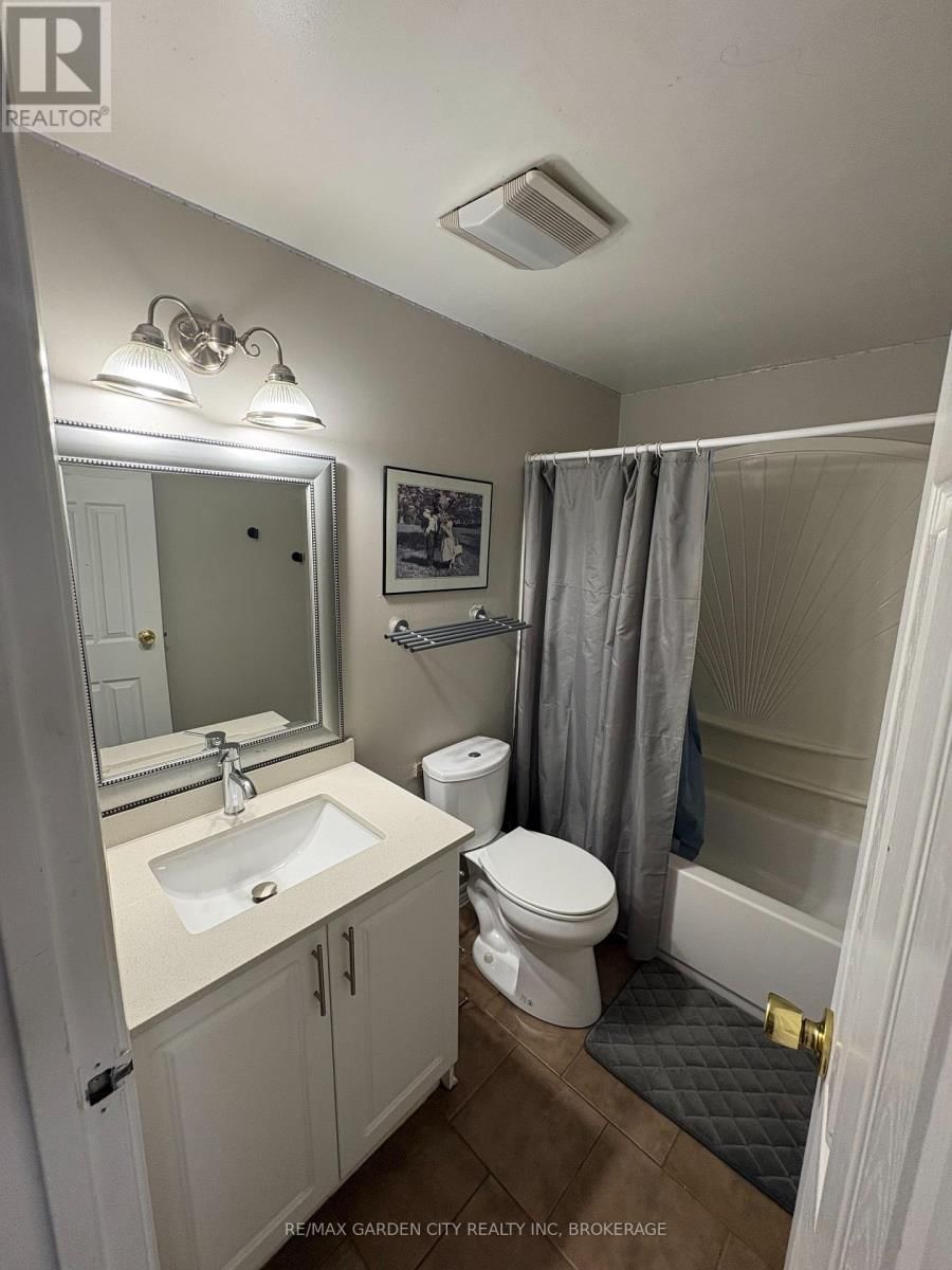 3 TARA CRESCENT Image 21