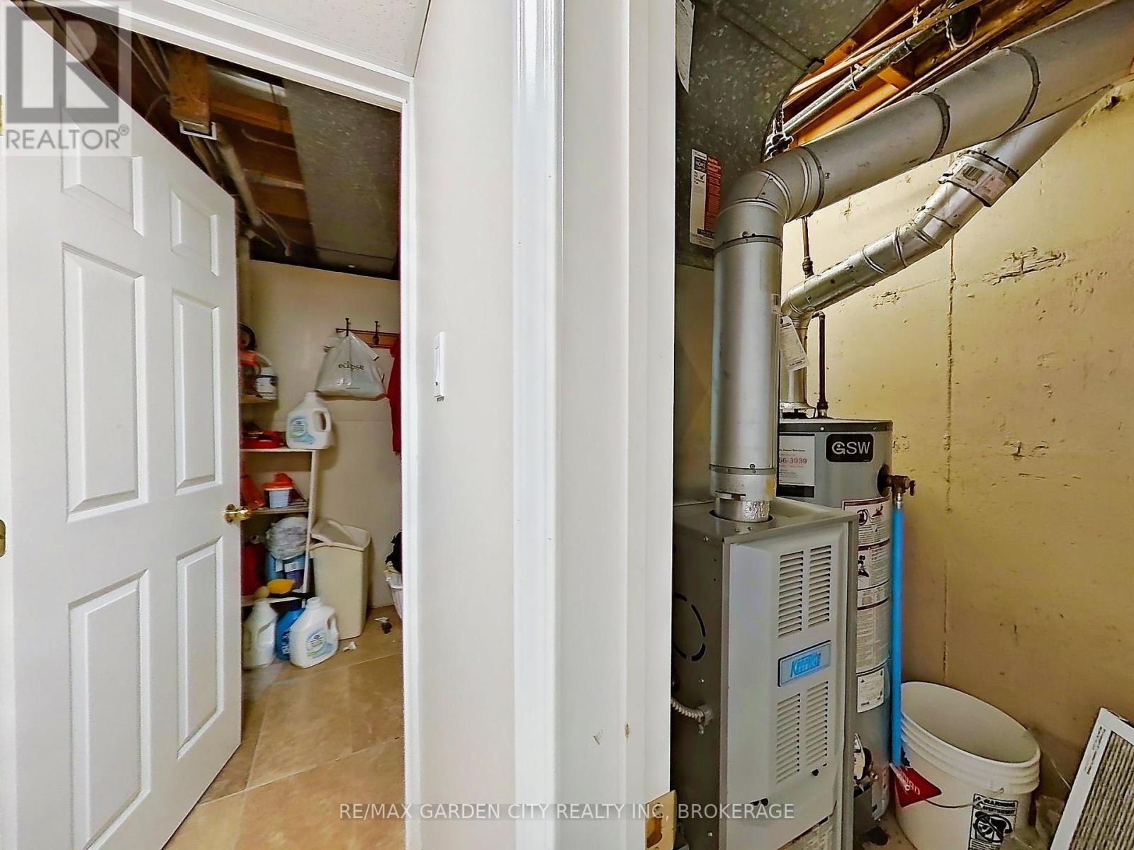 3 TARA CRESCENT Image 27