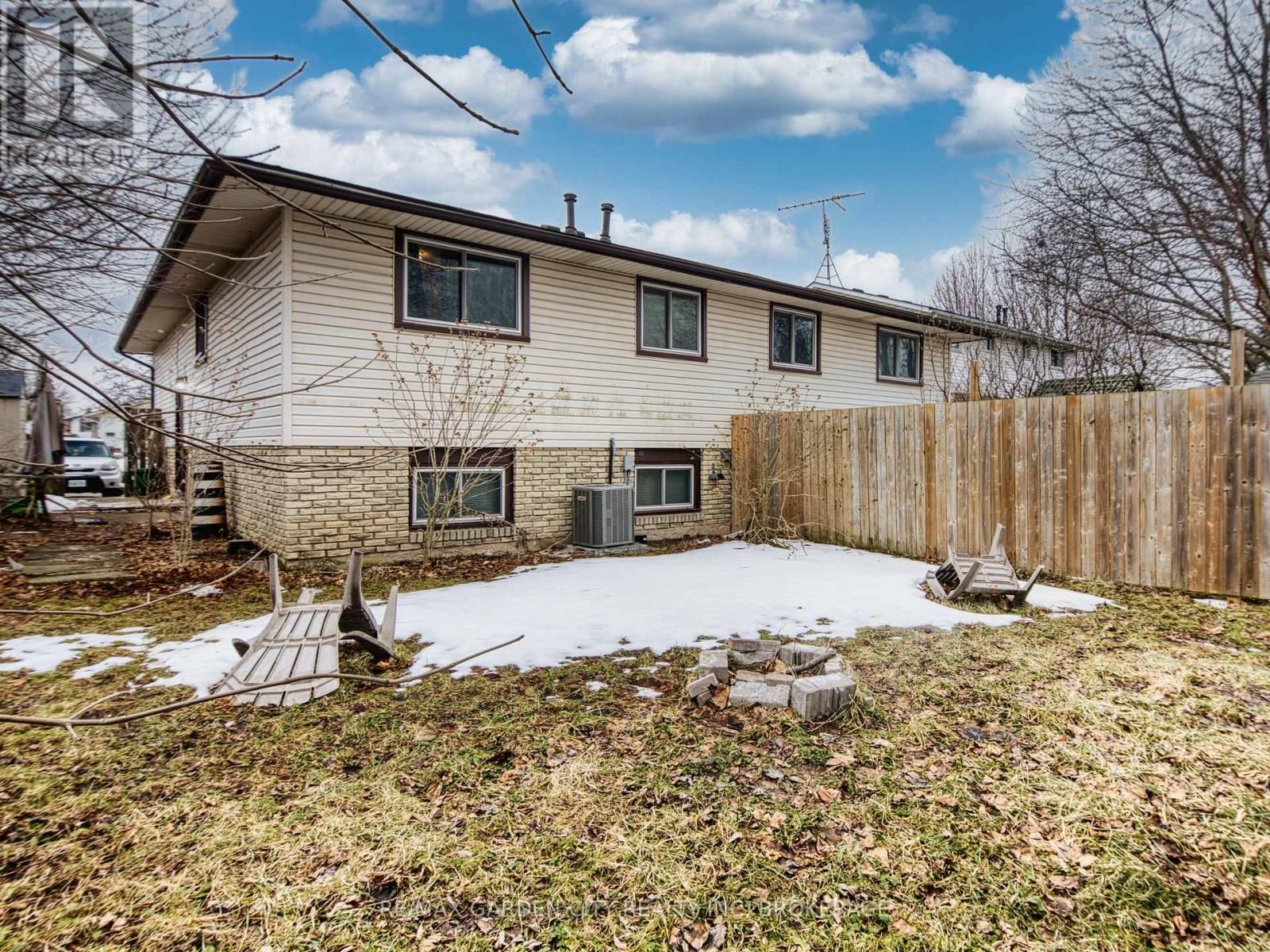 3 TARA CRESCENT Image 6