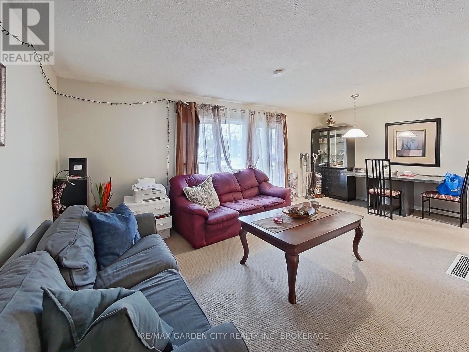 3 TARA CRESCENT Image 9