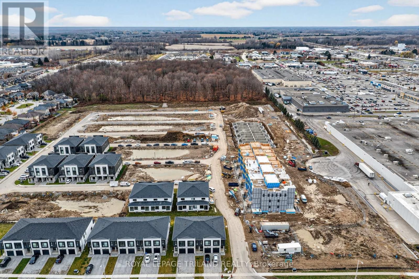 774 BANYAN LANE Image 40