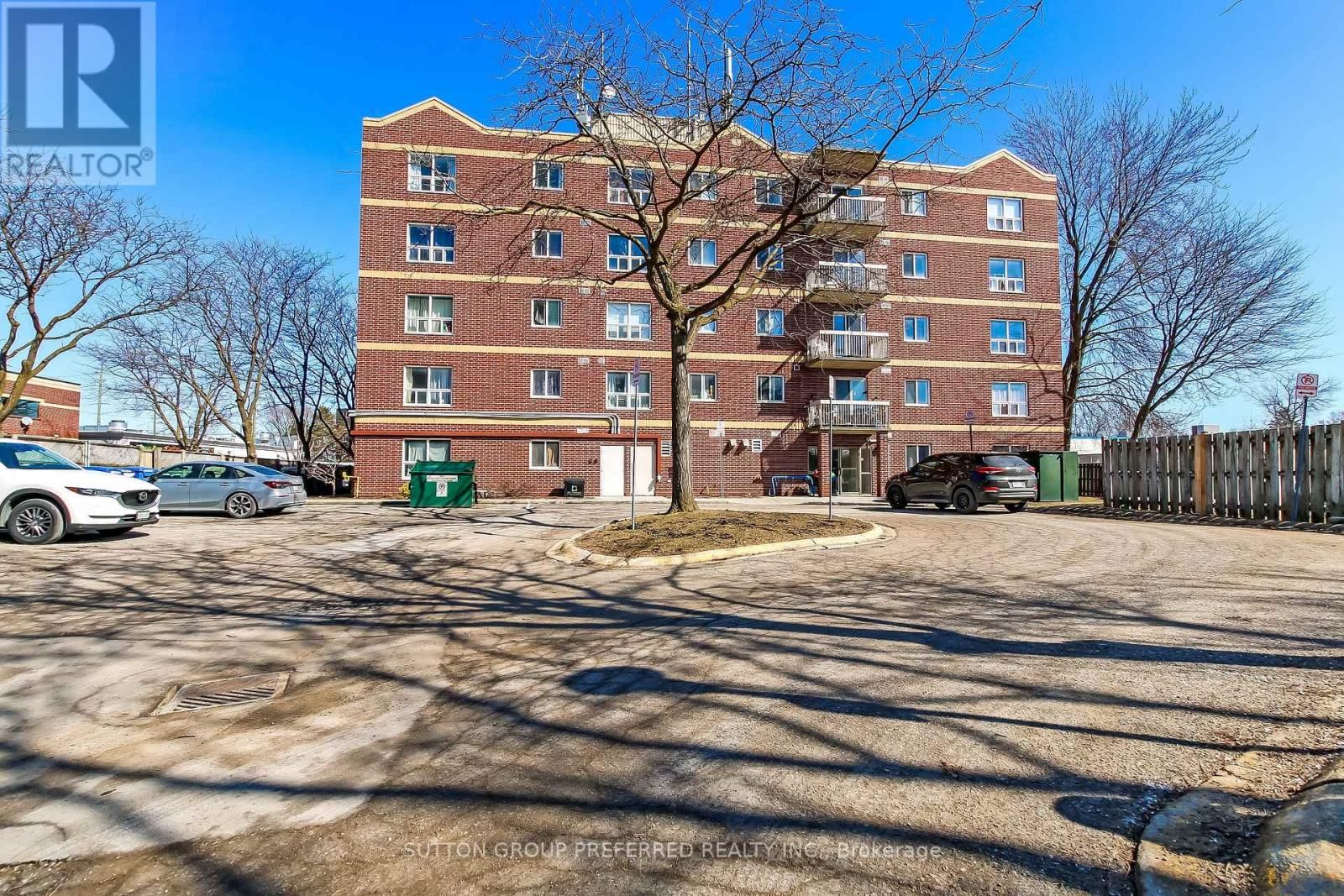 402 - 626 FIRST STREET Image 15