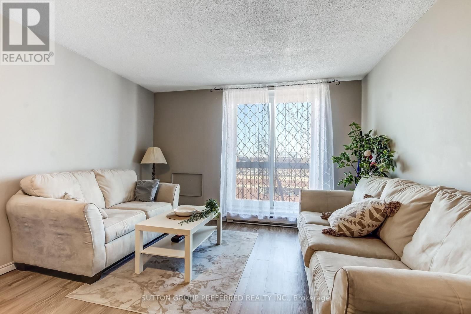 402 - 626 FIRST STREET Image 6