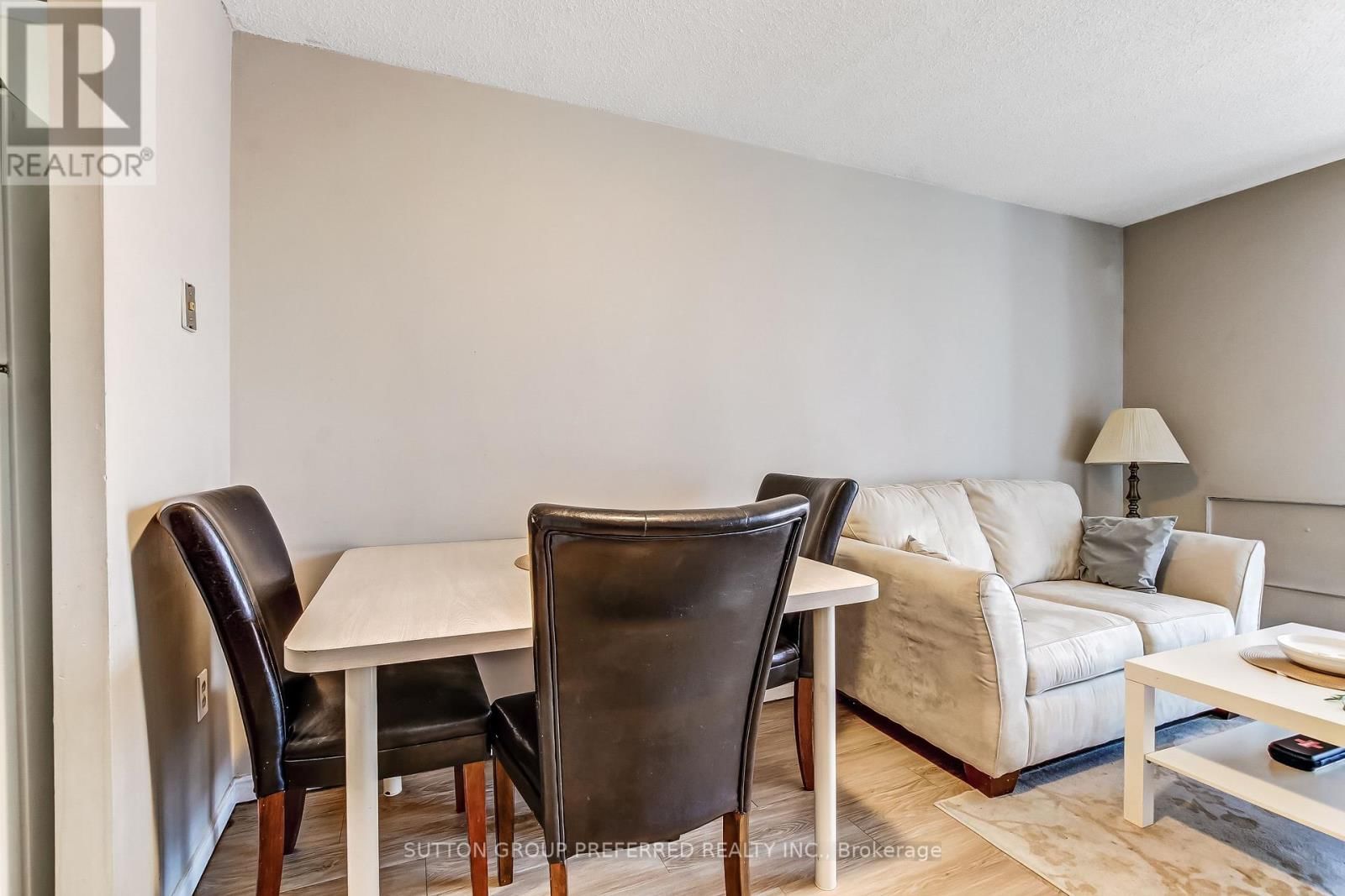 402 - 626 FIRST STREET Image 8