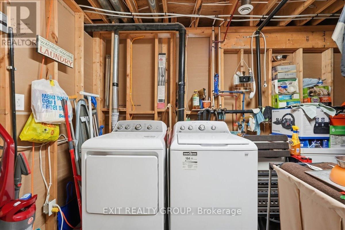 218 BRANT STREET Image 22