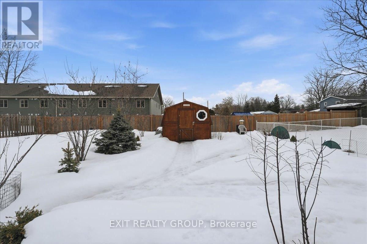 218 BRANT STREET Image 23