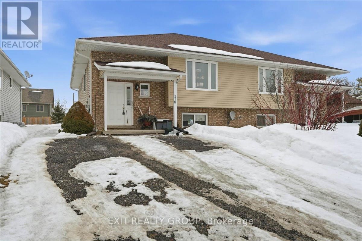 218 BRANT STREET Image 3
