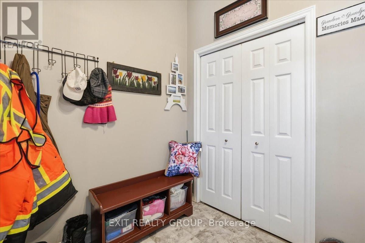 218 BRANT STREET Image 5