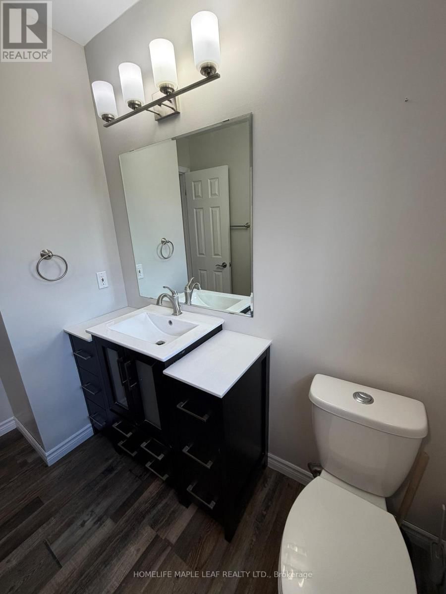 Upper - 14 OLD ORCHARD GLEN Image 14