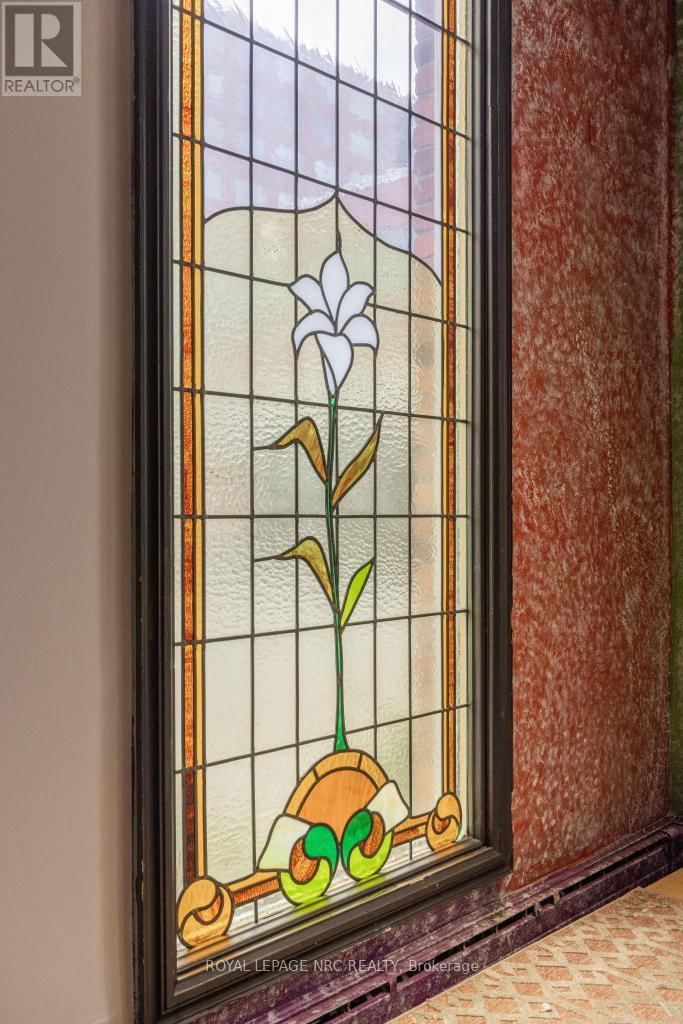 22 ACADEMY STREET Image 11