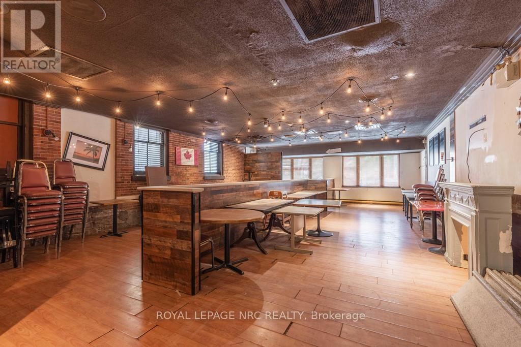 22 ACADEMY STREET Image 26