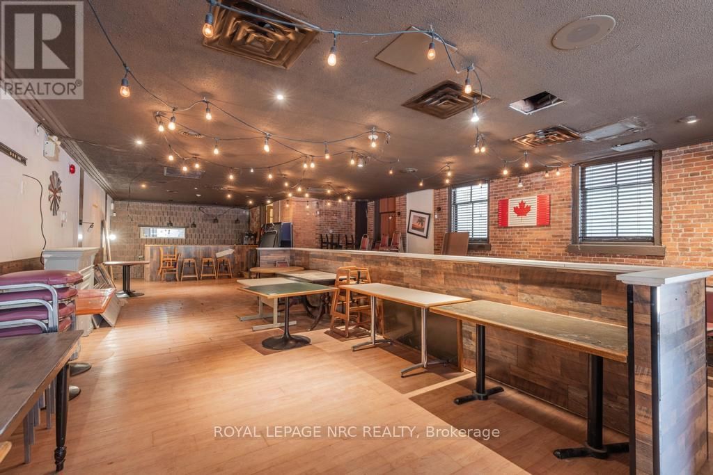 22 ACADEMY STREET Image 27