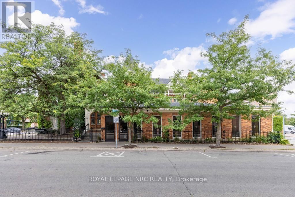 22 ACADEMY STREET Image 4