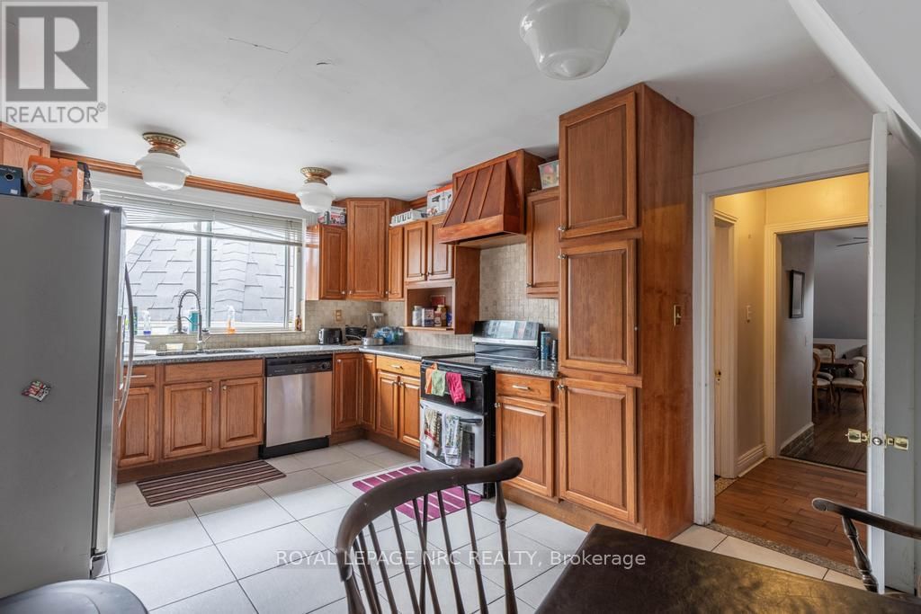 22 ACADEMY STREET Image 46