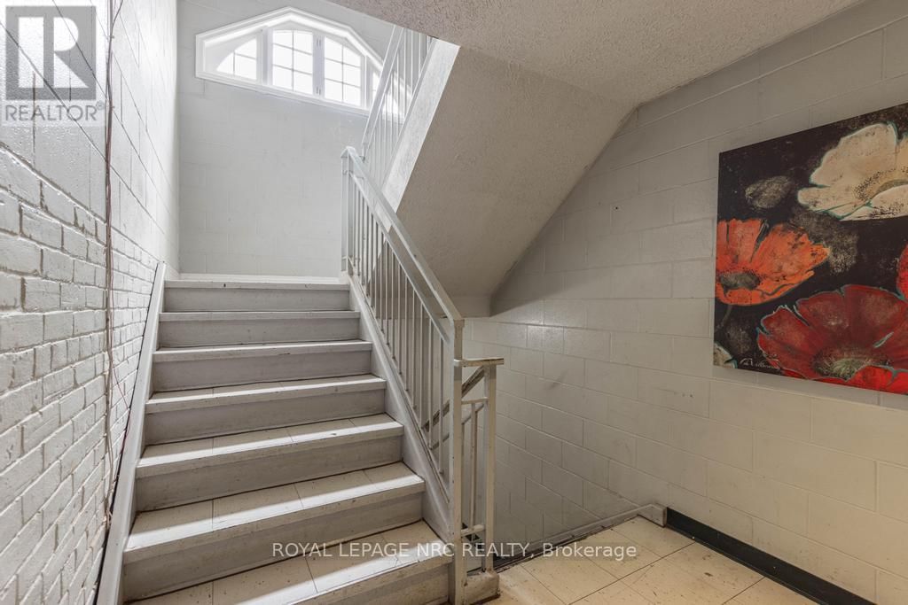 22 ACADEMY STREET Image 49