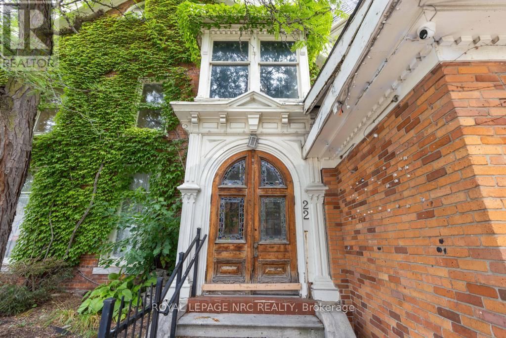 22 ACADEMY STREET Image 9