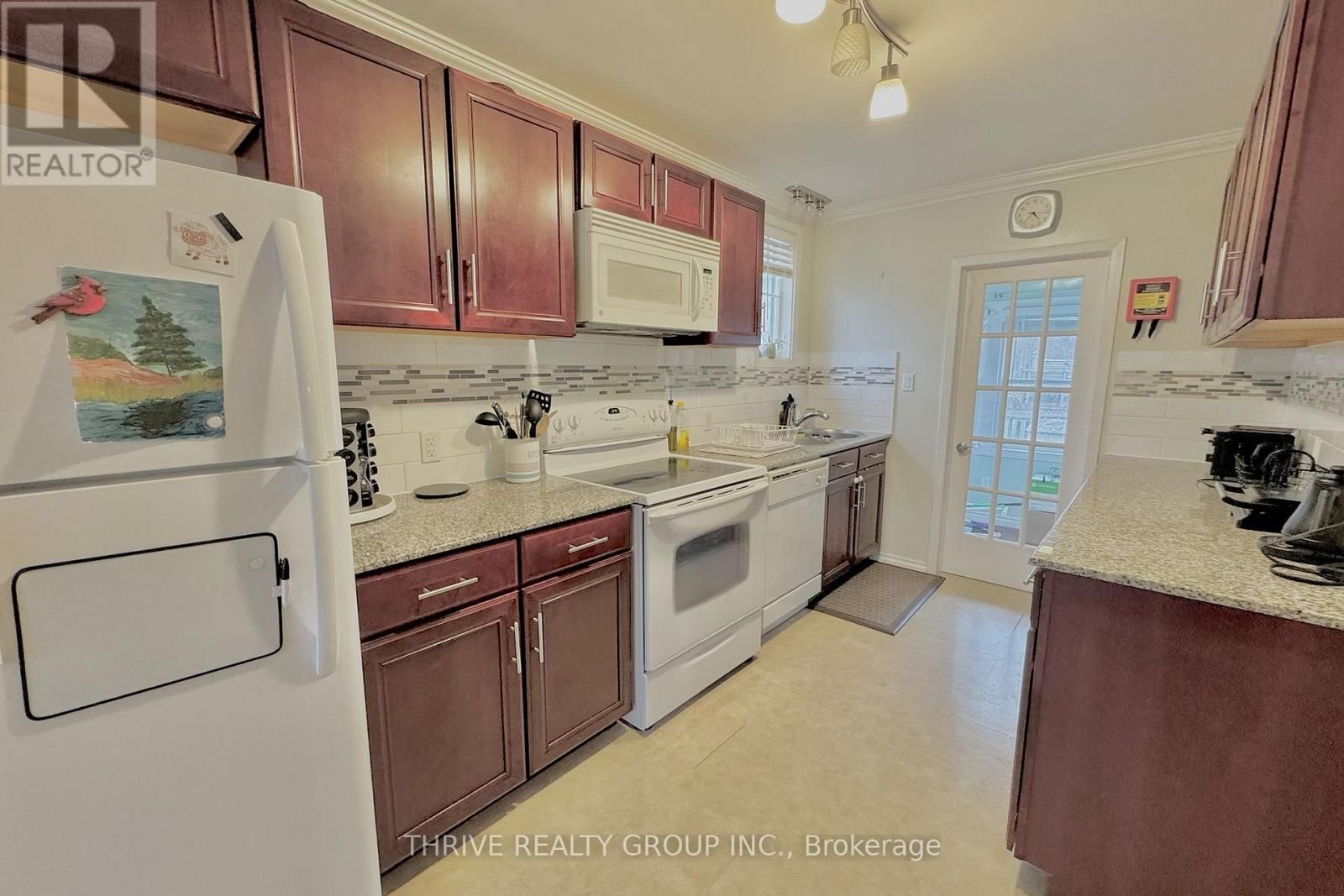 Main - 136 WALNUT STREET Image 5