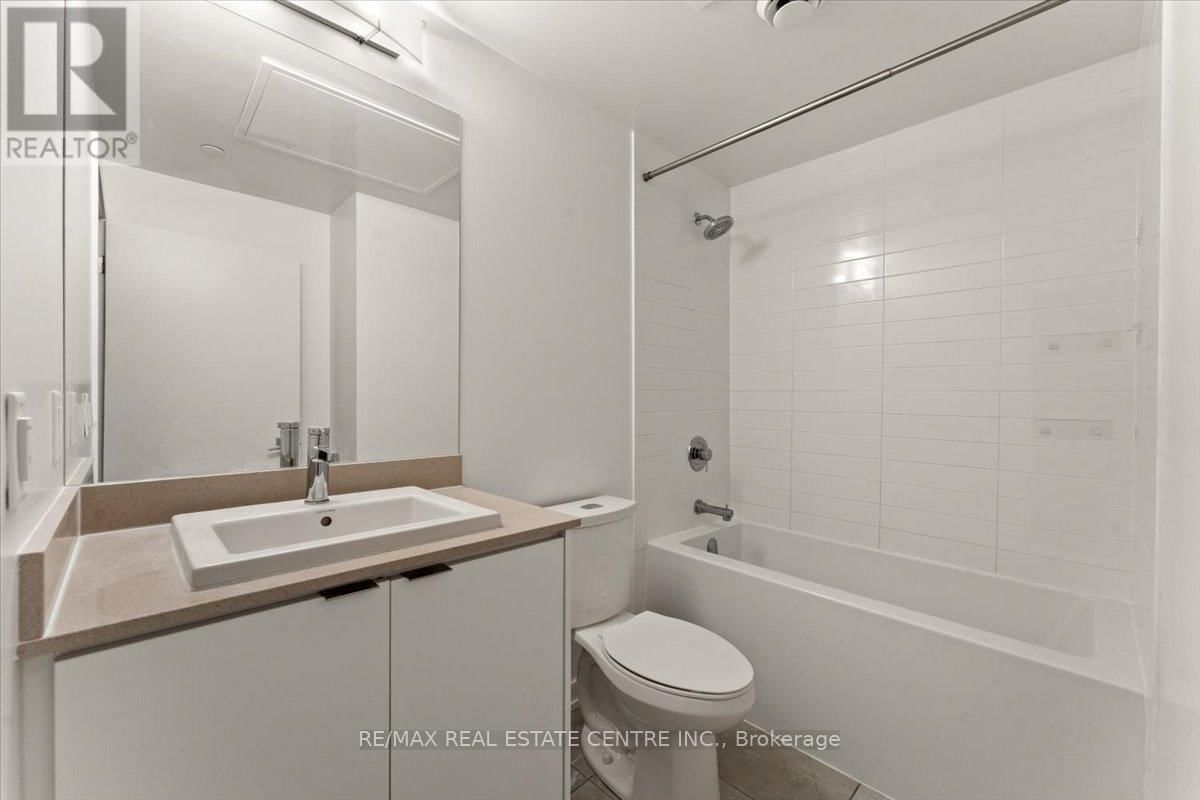 1106 - 55 DUKE STREET WEST Image 26