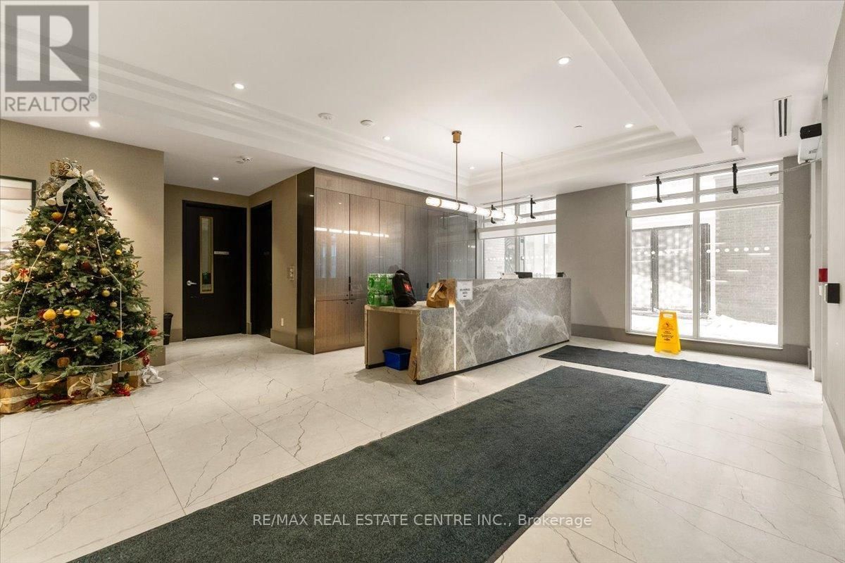 1106 - 55 DUKE STREET WEST Image 3