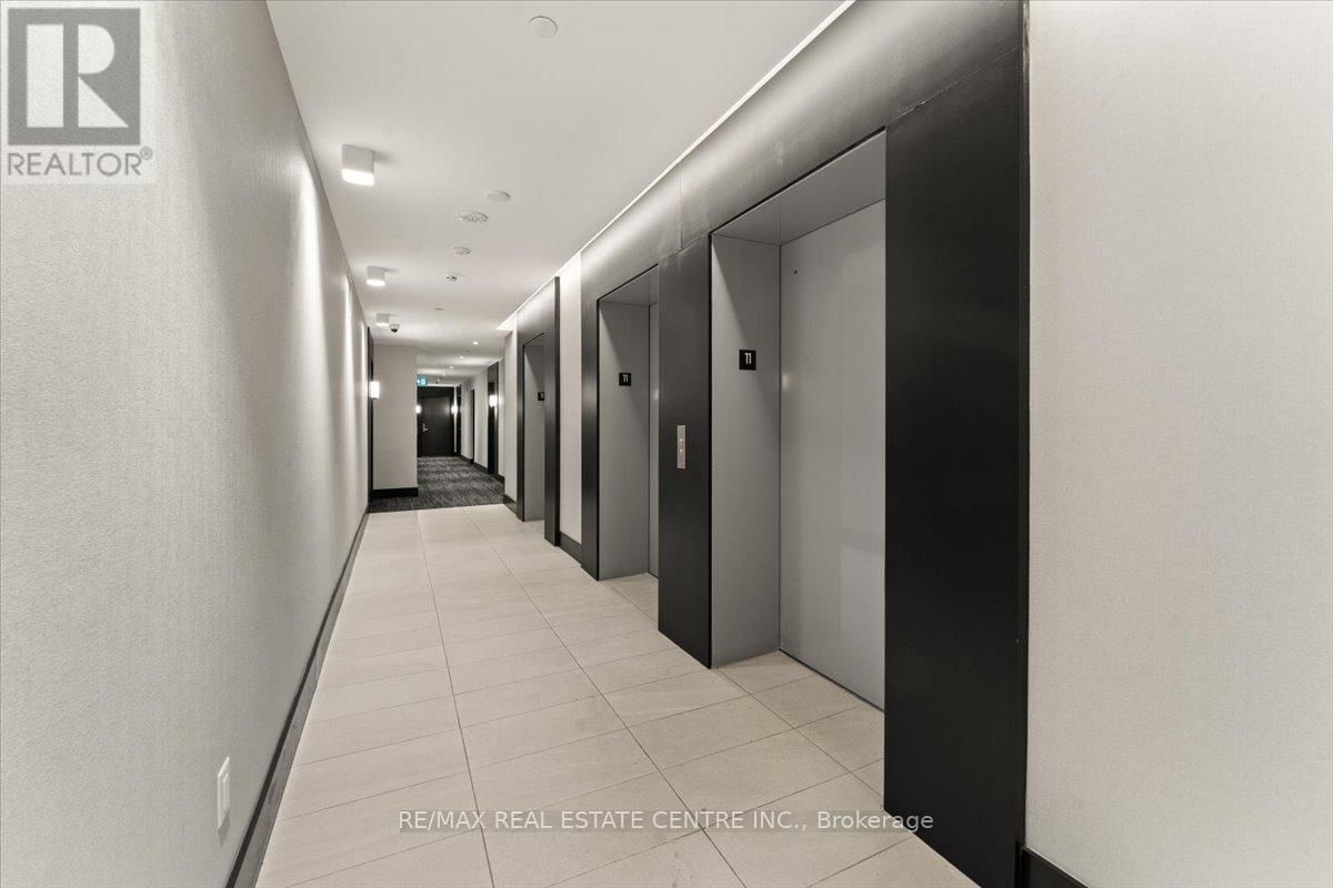 1106 - 55 DUKE STREET WEST Image 6