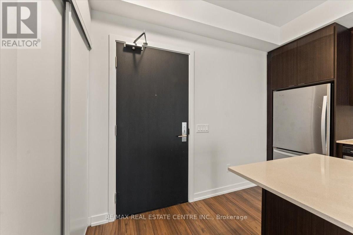 1106 - 55 DUKE STREET WEST Image 8