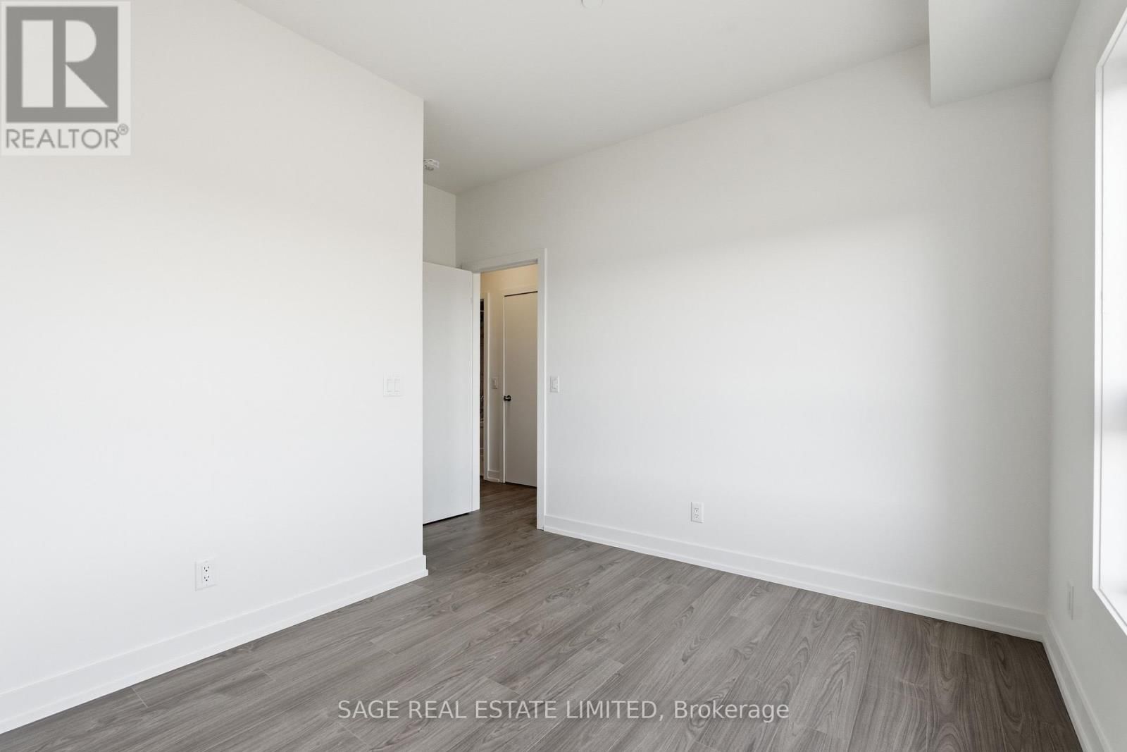 312C - 16 MELBOURNE AVENUE Image 11