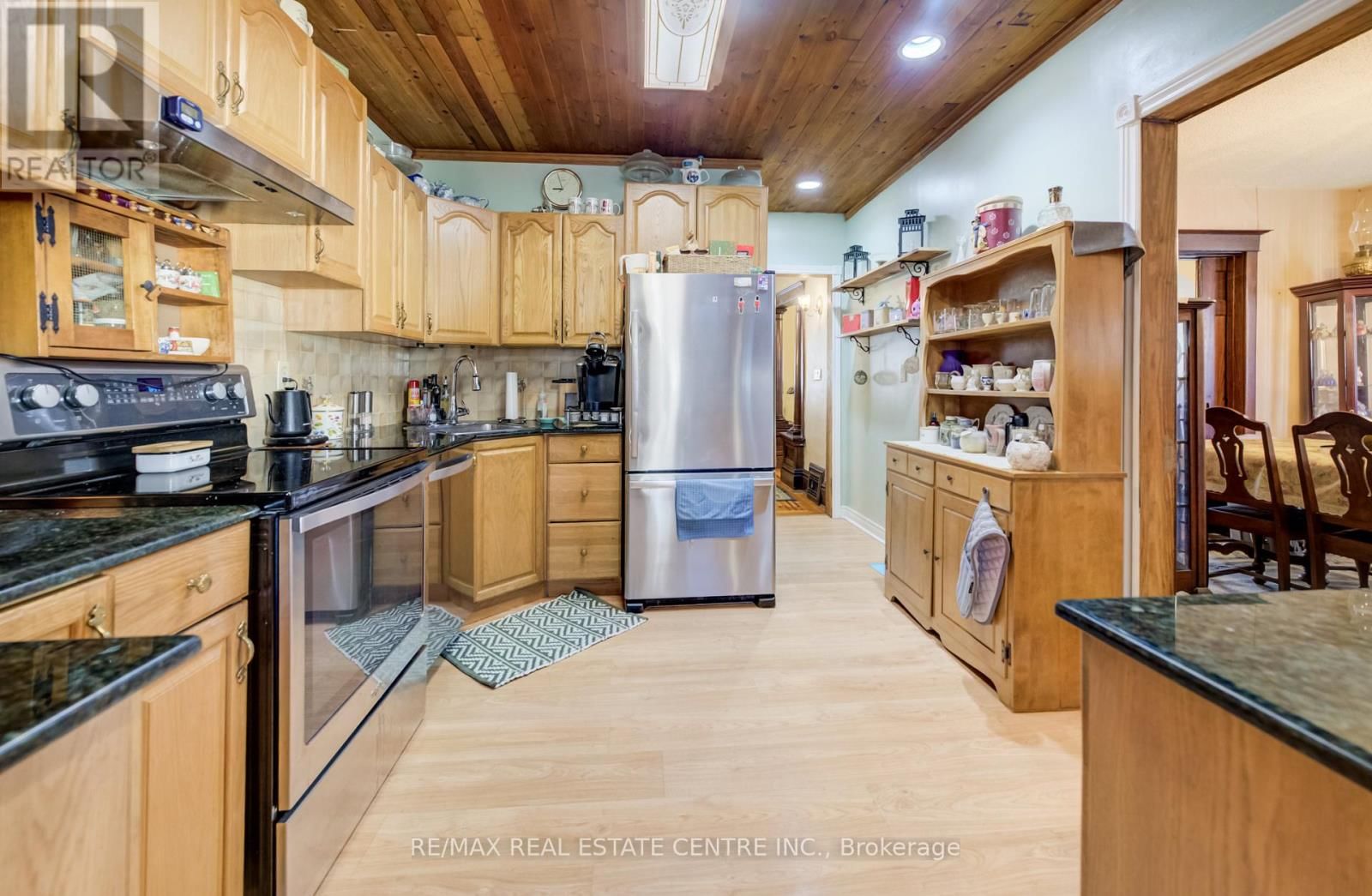 12 LEINSTER AVENUE SOUTH Image 12