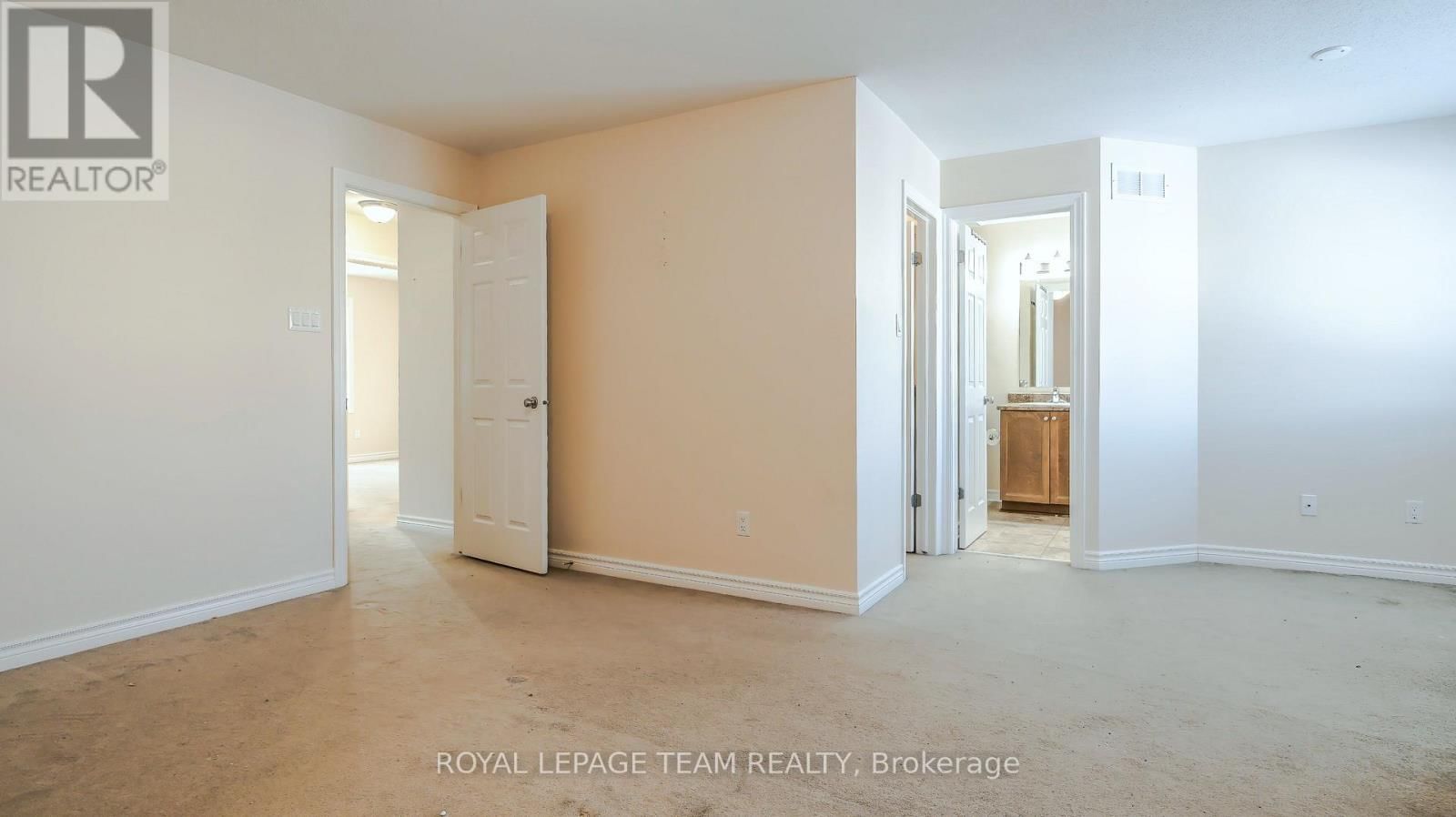 403 TEMISKAMING CRESCENT Image 14