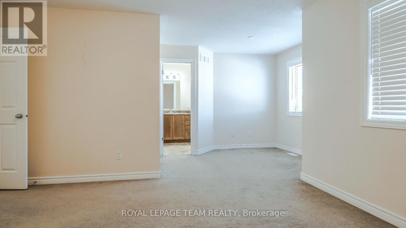 403 TEMISKAMING CRESCENT Image 15