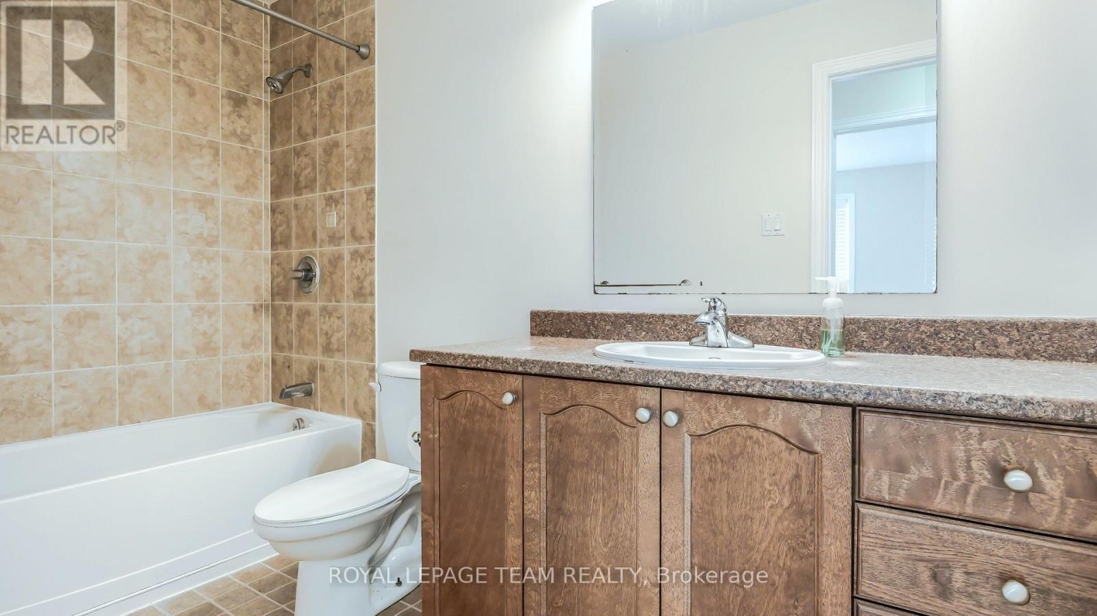 403 TEMISKAMING CRESCENT Image 19