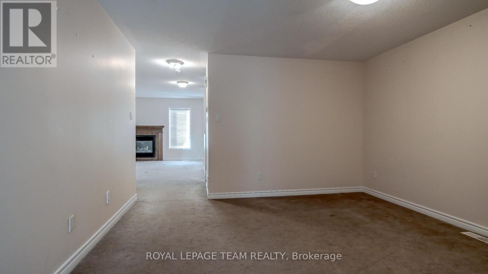 403 TEMISKAMING CRESCENT Image 4