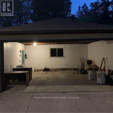 84 WILSON AVENUE Image 22