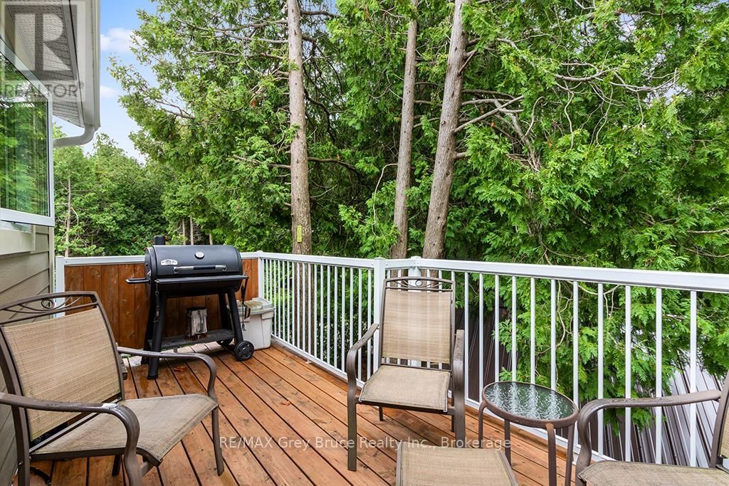 6 CHETWYND LANE Image 24