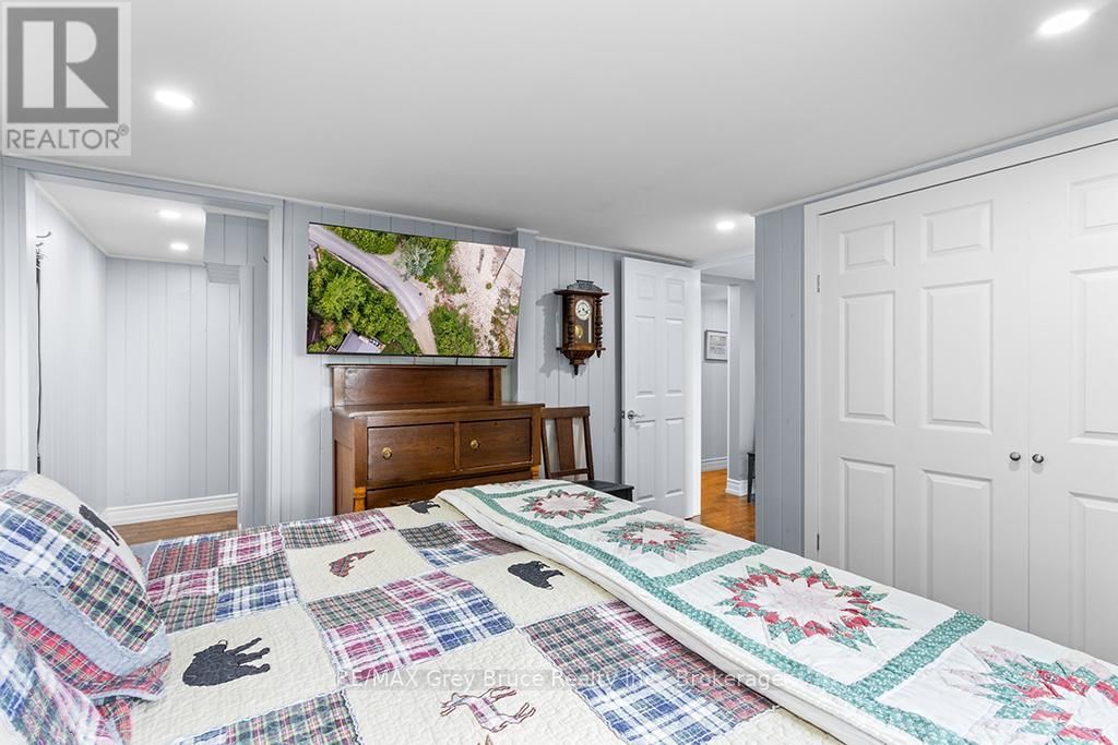 6 CHETWYND LANE Image 26