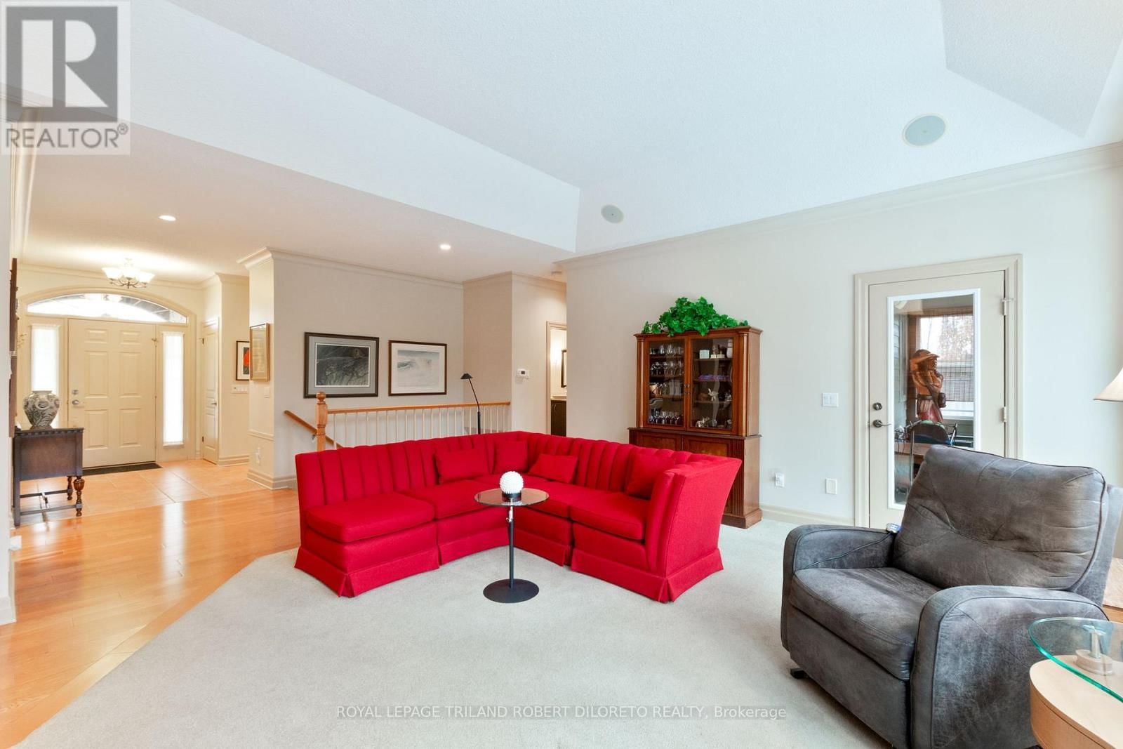 979 APRICOT PLACE Image 20