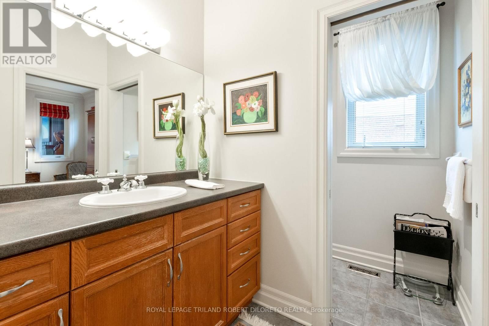 979 APRICOT PLACE Image 33