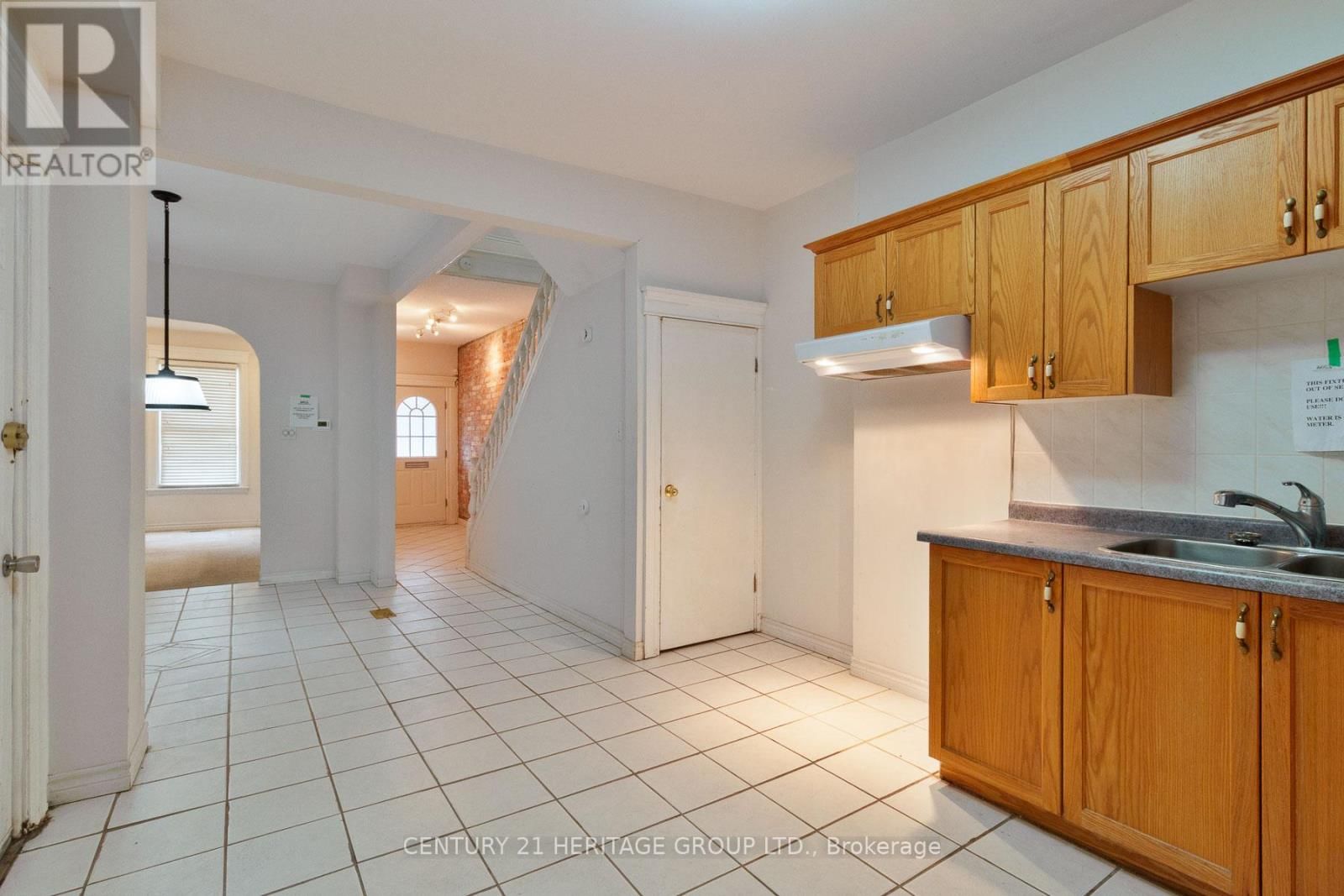 27 TISDALE STREET NORTH Image 11