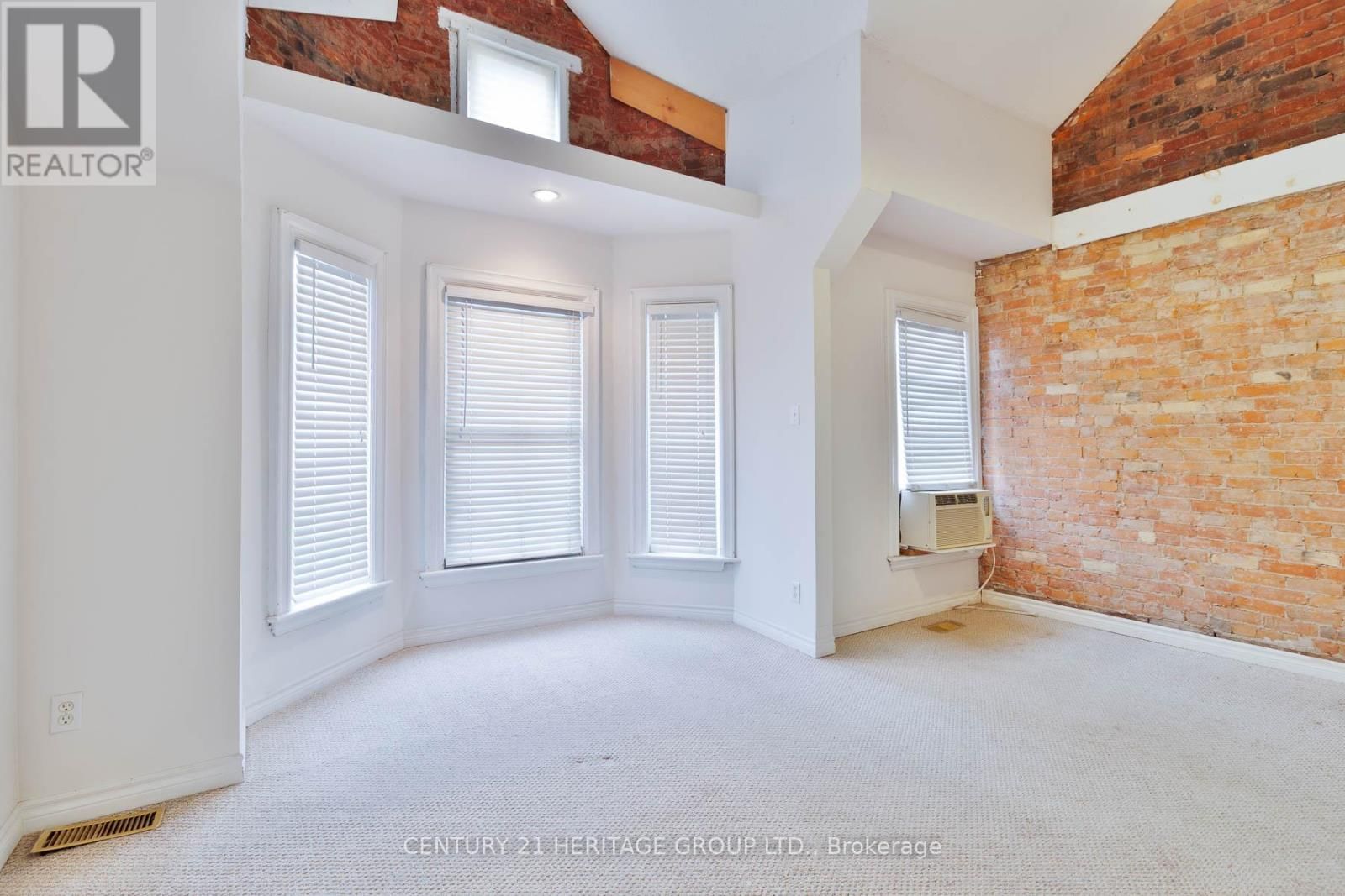 27 TISDALE STREET NORTH Image 13