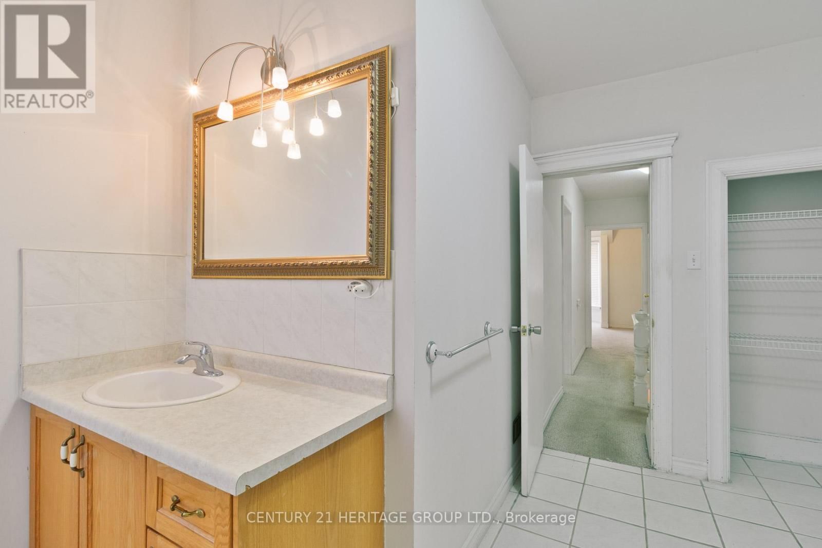 27 TISDALE STREET NORTH Image 17