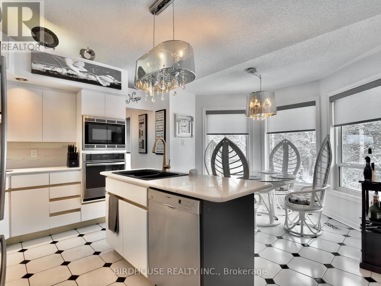 49 GOODMAN ROAD Image 18