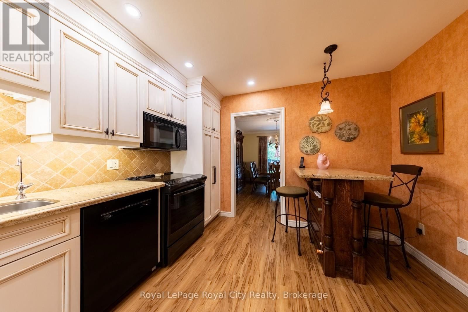 101 - 121 WATERLOO AVENUE Image 4