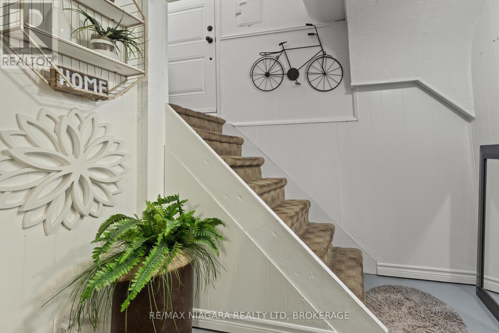 96 TERRACE DRIVE Image 18