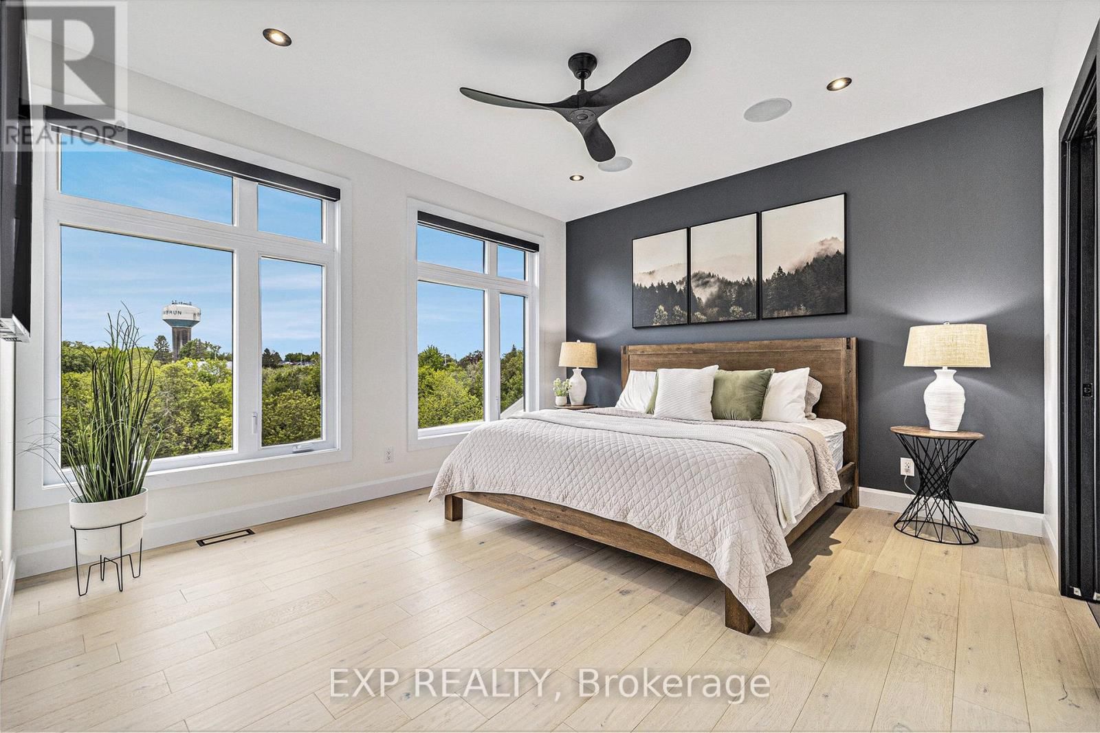 1056 NOTRE DAME STREET Image 16