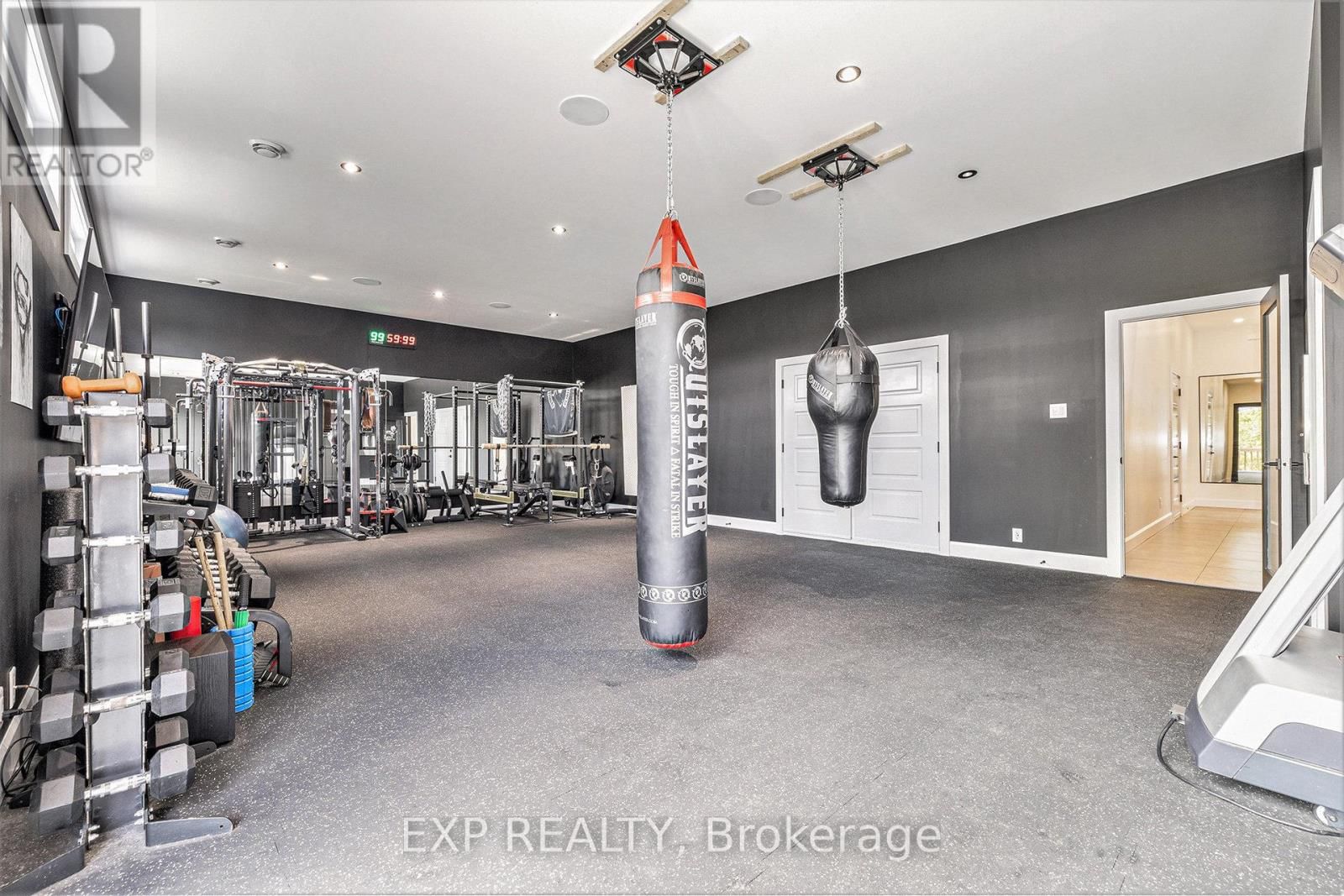 1056 NOTRE DAME STREET Image 24