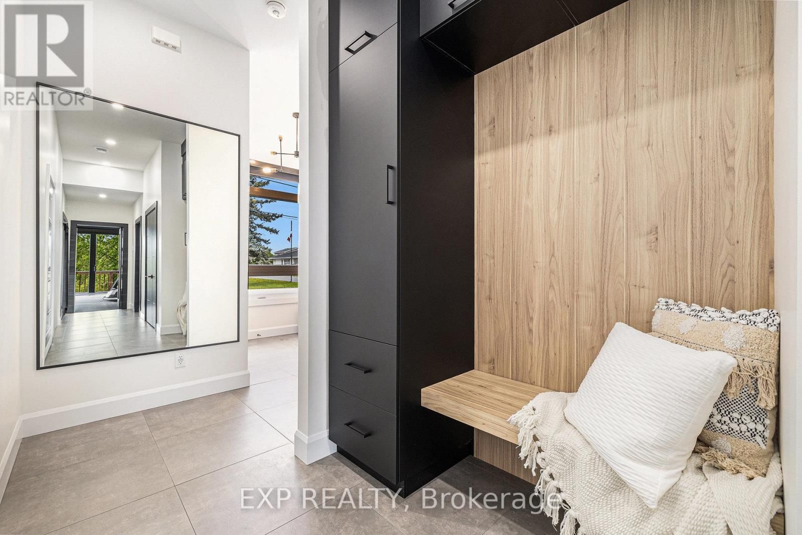 1056 NOTRE DAME STREET Image 3