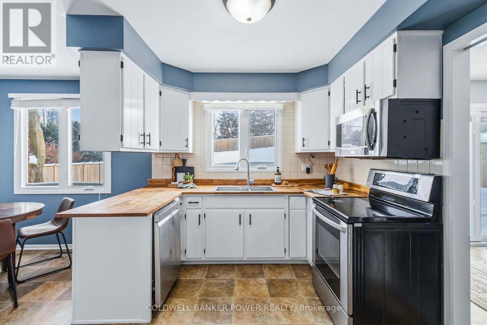 27 FOXCROFT CRESCENT Image 15