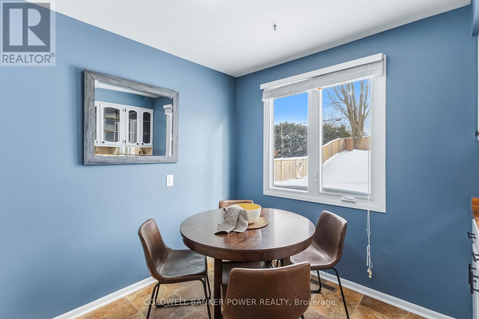 27 FOXCROFT CRESCENT Image 16